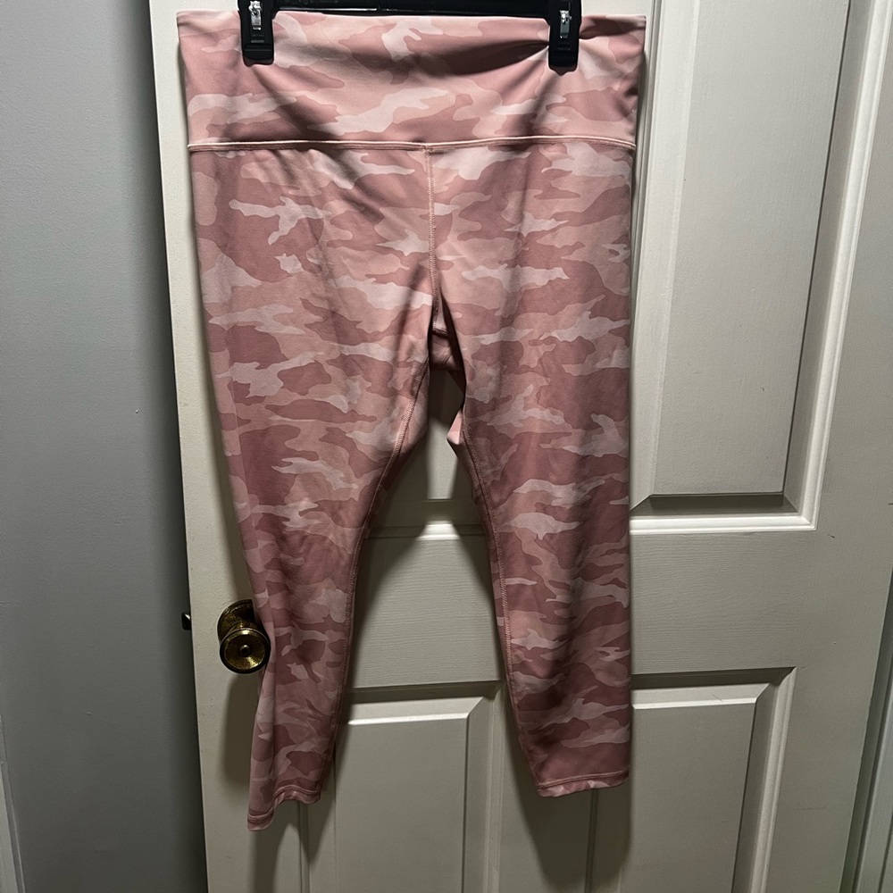 Pink camo Athleta elation tights